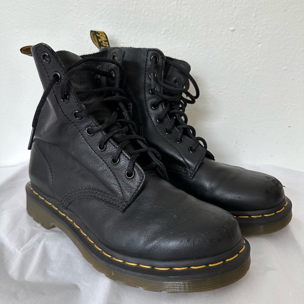 Dr. Martens Pascal Womens 8 39 Black Leather Lace Up Chukka Combat Ankle Boots